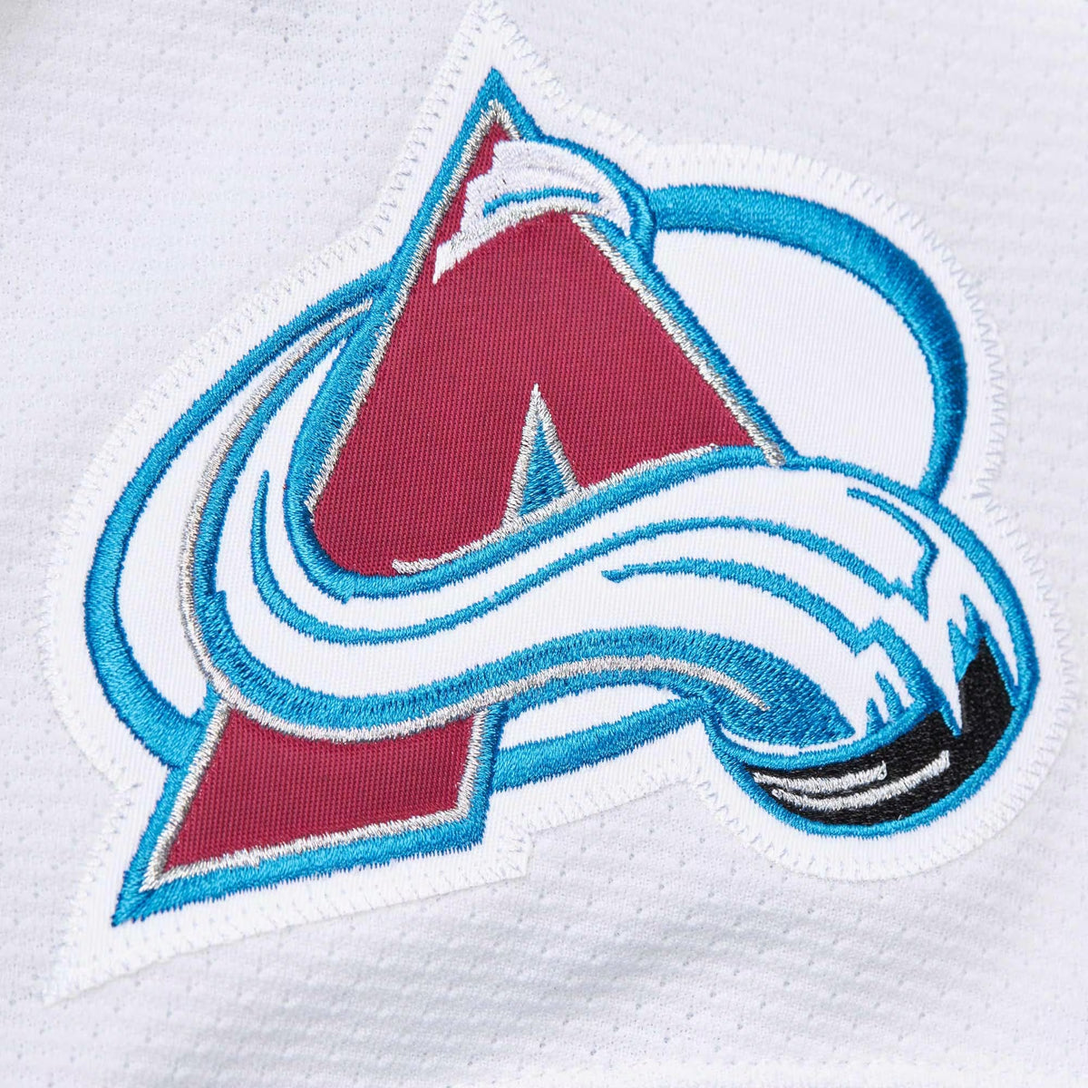 Men's Colorado Avalanche Nathan MacKinnon White 2016-17 Power Play Jersey