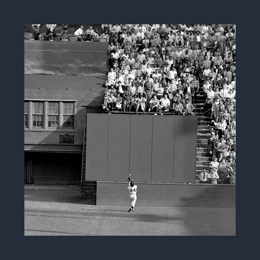 Willie Mays The Catch Legend Never Die Hoodie