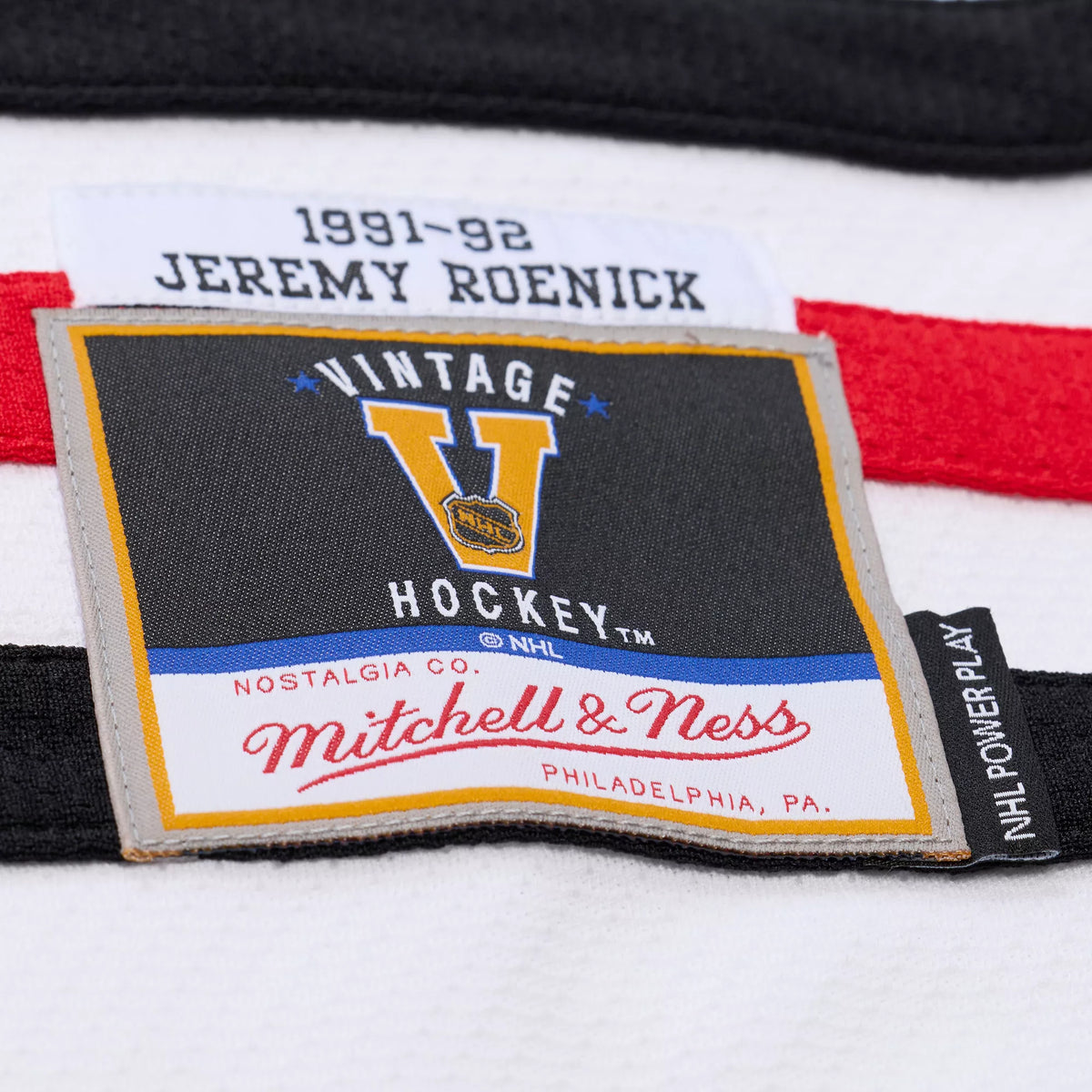 Mitchell & Ness Men's Chicago Blackhawks Jeremy Roenick #27 White Vintage Power Play Jersey