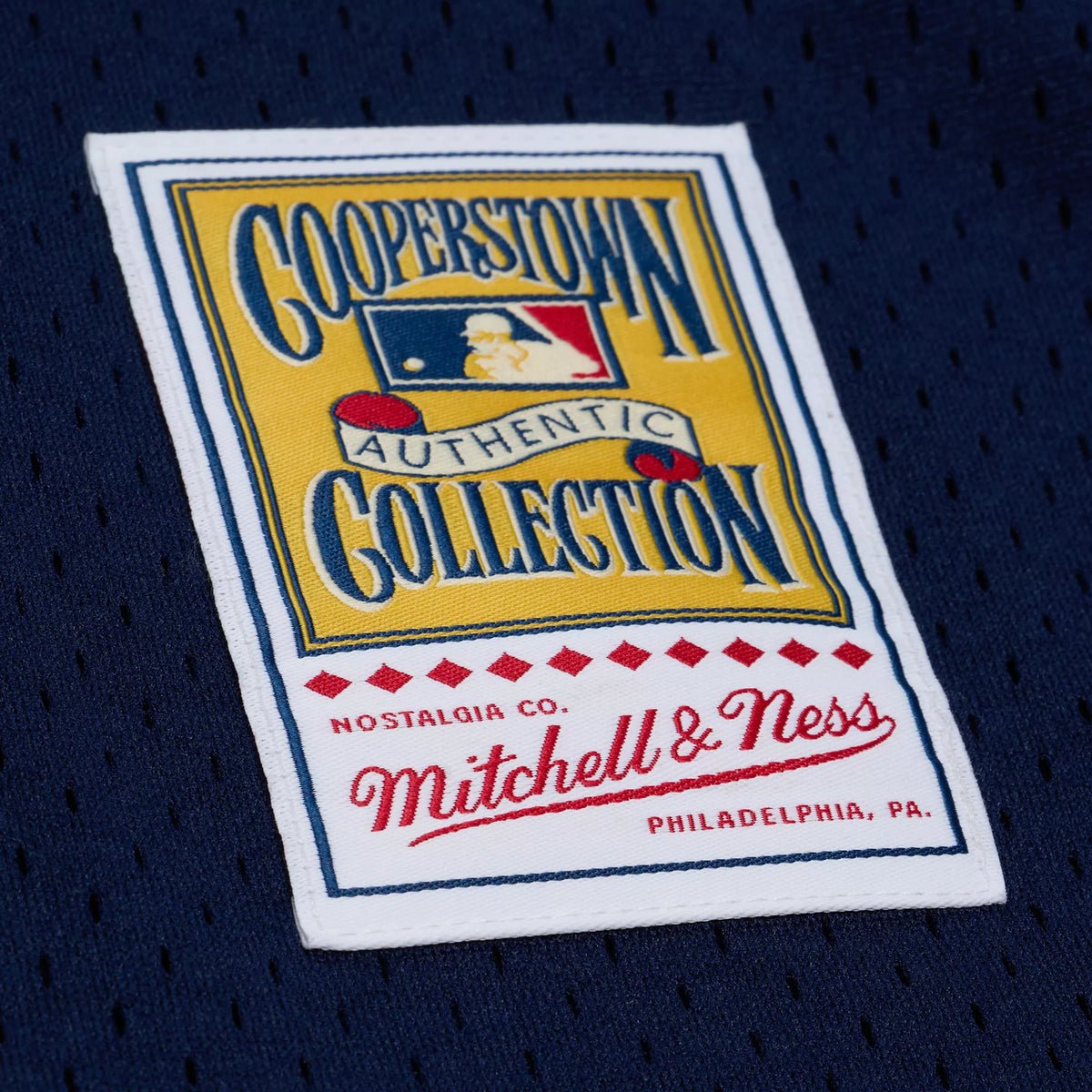 Mitchell & Ness Men's Derek Jeter #2 Navy Cooperstown Alternate Mesh Batting Practice Jersey
