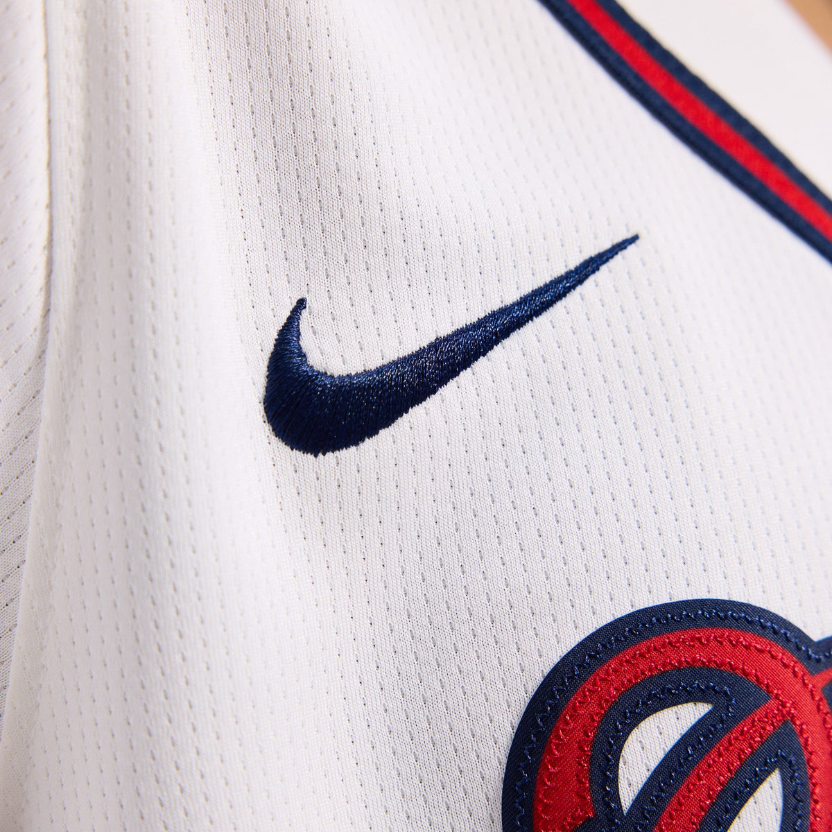 Women's Atlanta Braves Nike White Home Limited Jersey