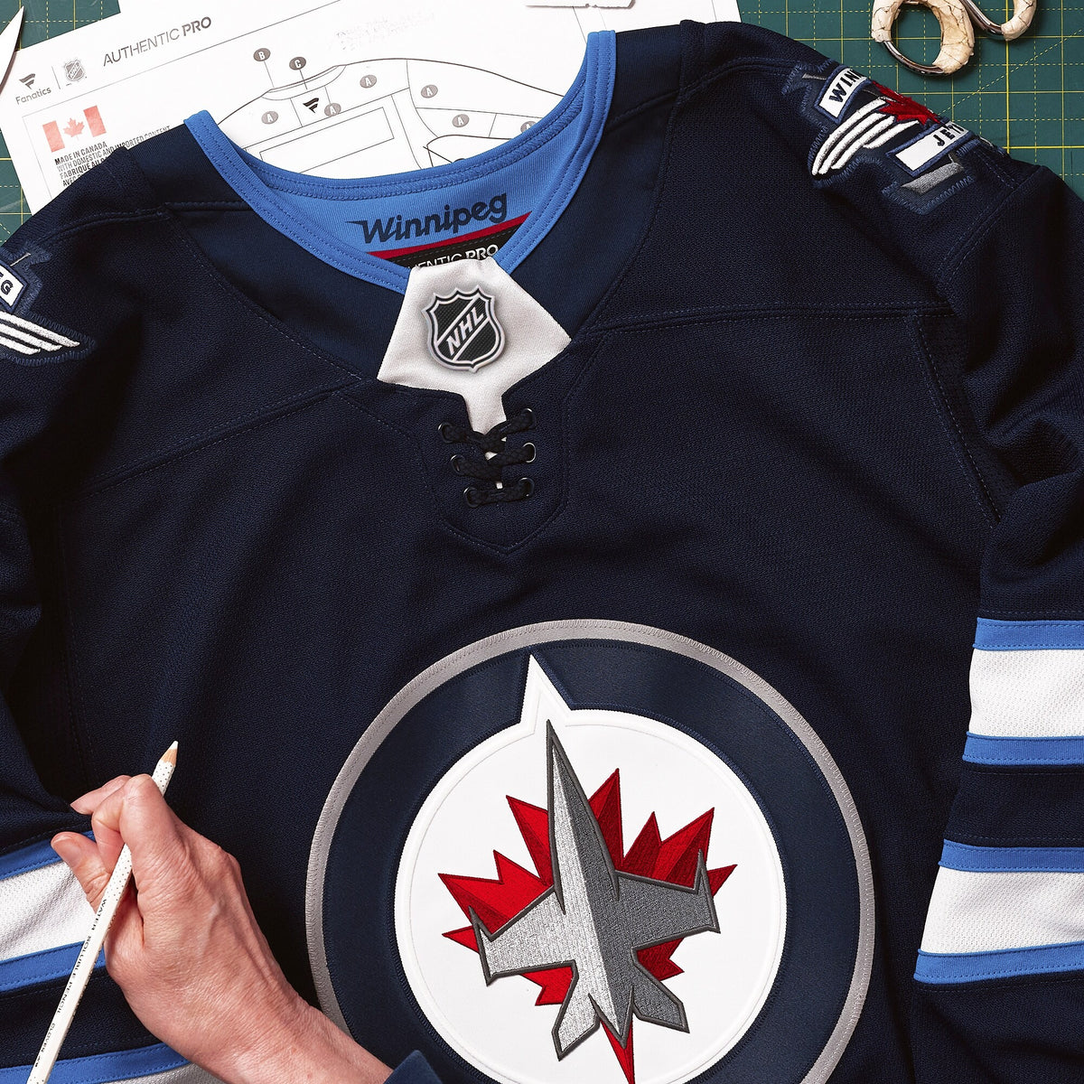 Men's Winnipeg Jets Fanatics Navy Home Authentic Pro Custom Jersey