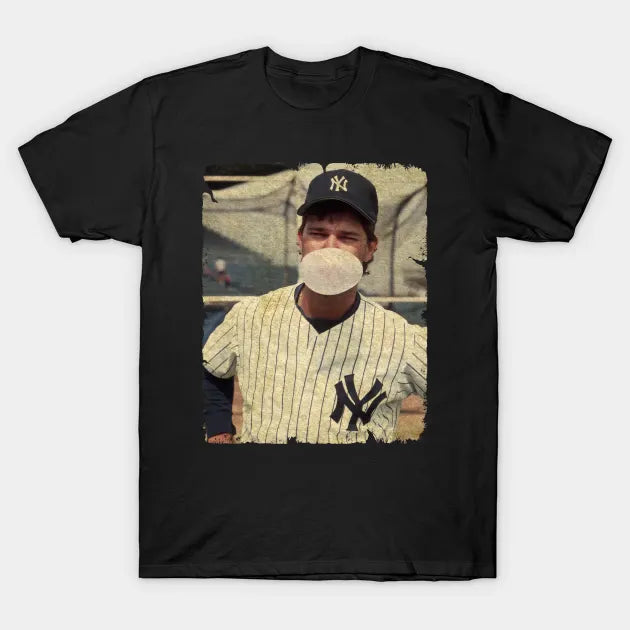Don Mattingly (Donnie Baseball) In New York Yankees T-Shirt