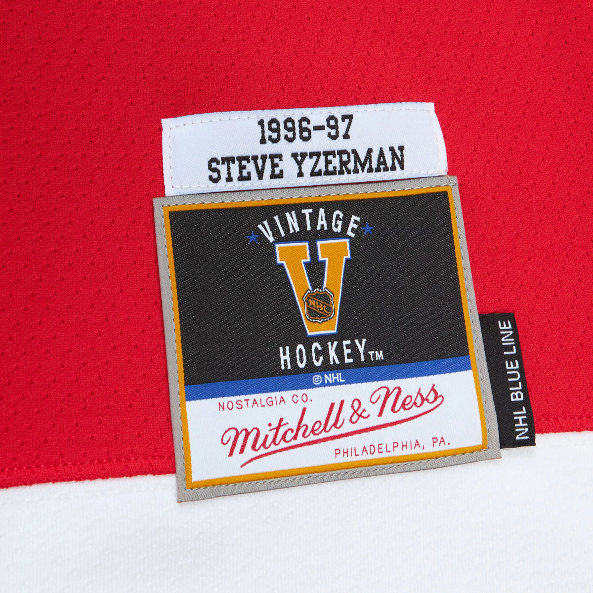 Mitchell & Ness Big & Tall Detroit Red Wings Steve Yzerman #19 Replica Jersey