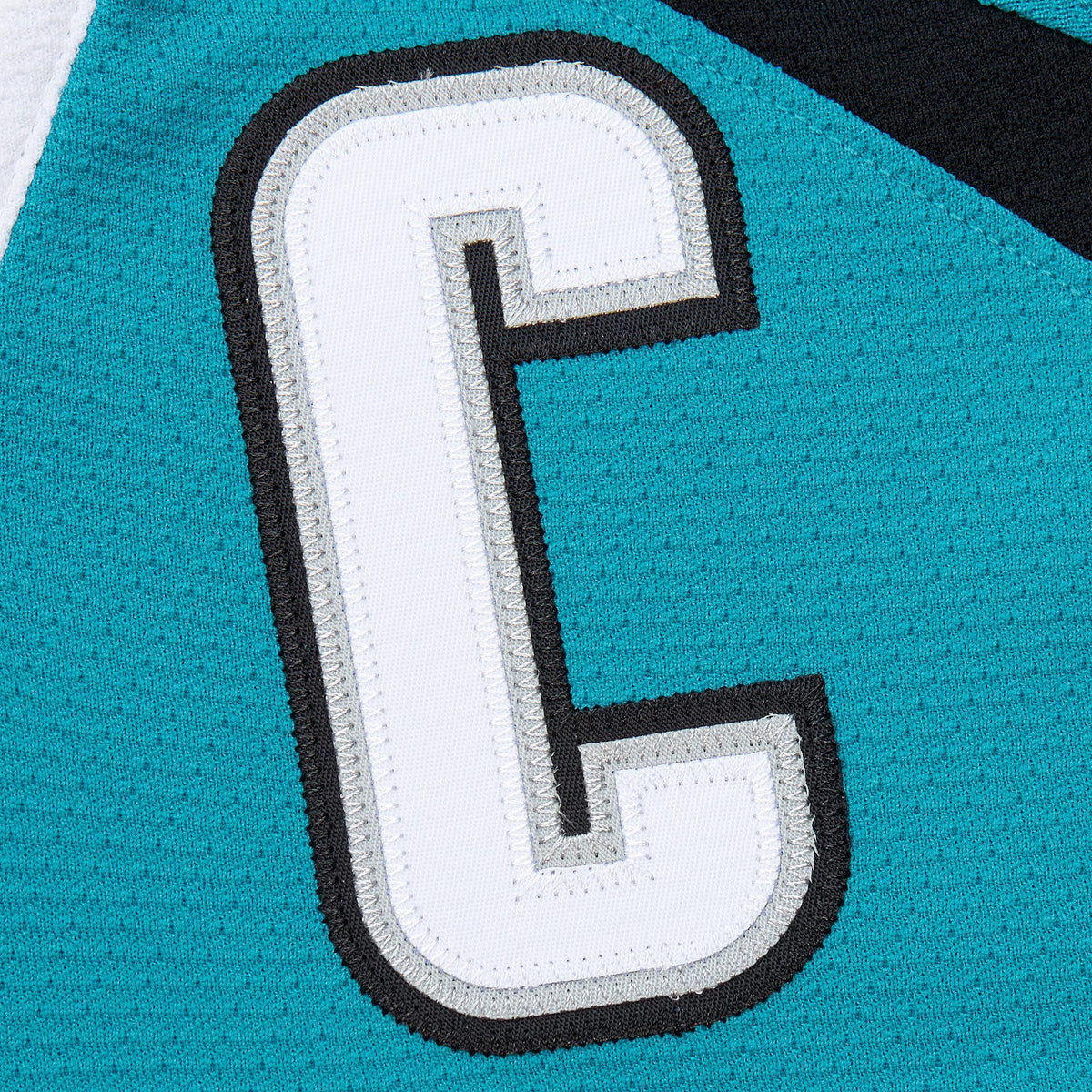 Mitchell & Ness Men's San Jose Sharks Patrick Marleau #12 2003 Vintage Alternate Replica Jersey